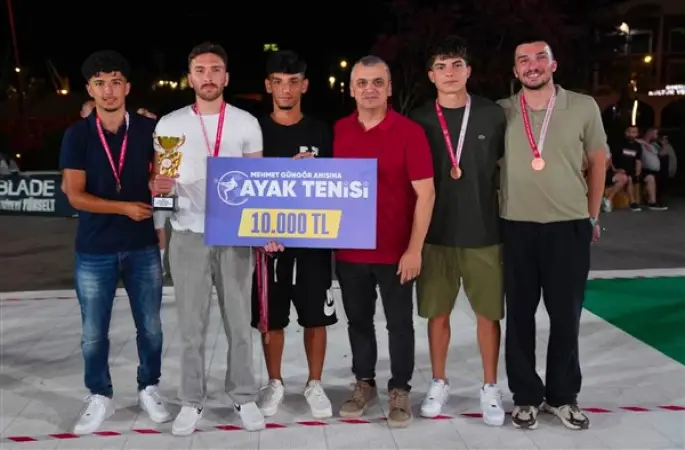 Giresun'da Mehmet Güngör Ayak Tenisi Turnuvası sona erdi