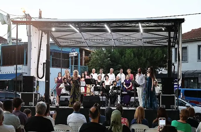 Gölyazı'da Sezen Aksu gecesi