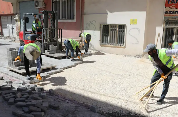  Haliliye'de üstyapı çalışmaları mahallelerde sürüyor