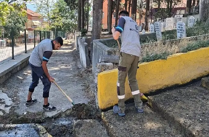 Hatıralara saygı, ziyaretlere huzur
