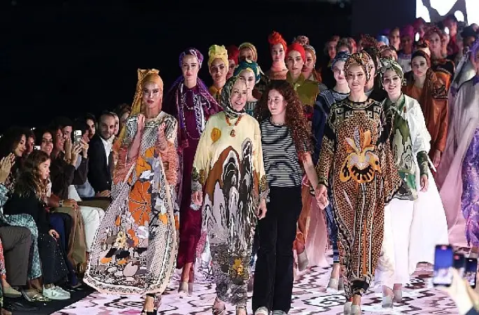 İmannoor Moda Resitali İstanbul'u salladı!