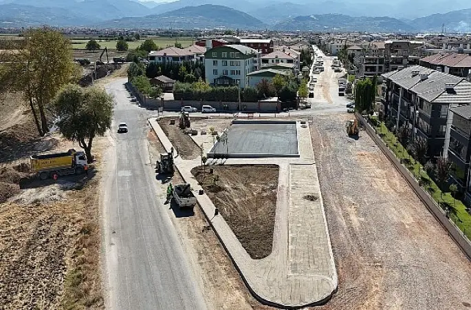 İnegöl Belediyesi'nden Yeni Mahalle'ye Yeni Semt Sahası