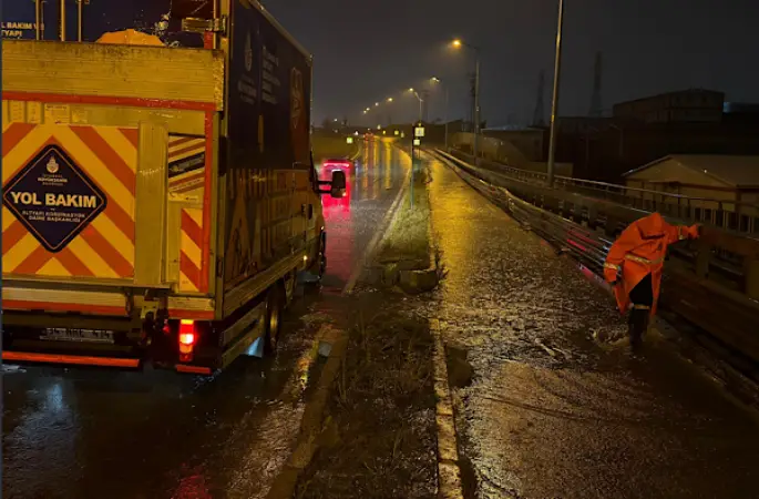 İstanbul’da yağış 95 kilograma ulaştı: 8 bin 392 personel sahada