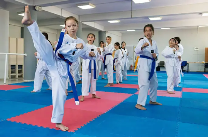  İzmir Büyükşehir Belediyesi yaz okullarında çocuklar sporla buluşuyor