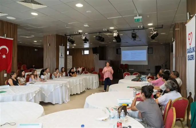İzmir’de erken yaşta evliliklerin önlenmesi için Sağlık Aracısı Modeli başlatılıyor