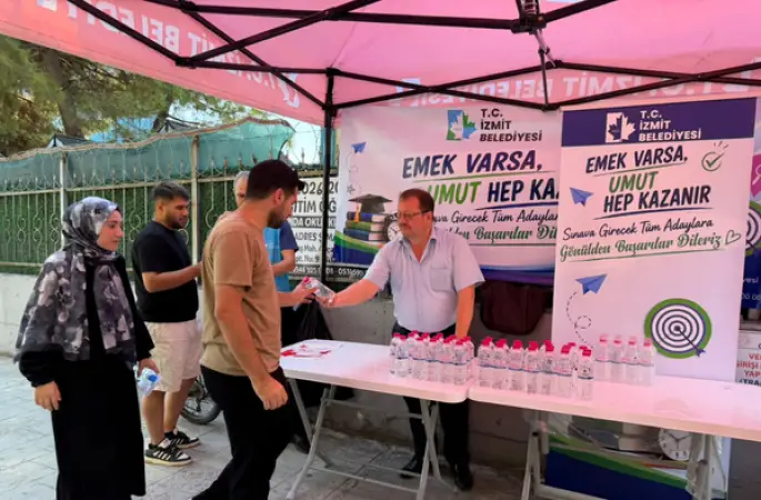İzmit Belediyesi, KPSS adaylarına sınav öncesinde destek sağladı
