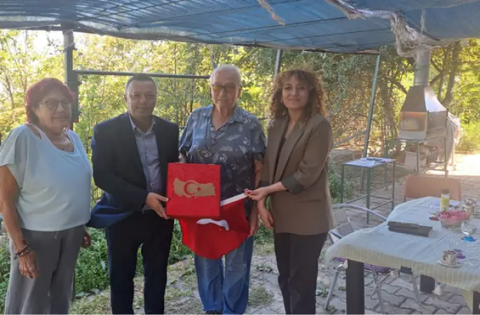 İzmit Belediyesinden Kıbrıs gazilerine ziyaret