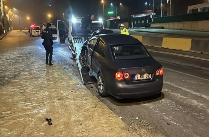 Karabük'te dur ihtarına uymadı! Kaza yapan sürücü alkollü çıktı