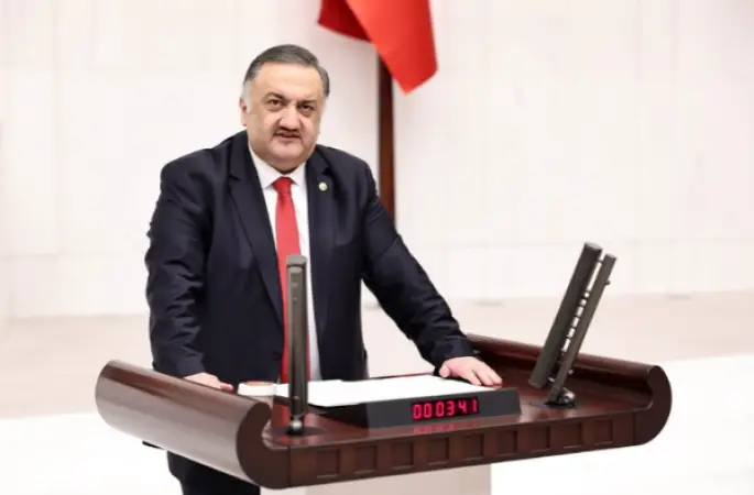  Karal: Çiftçimizin alın teri iki taraftan eriyor