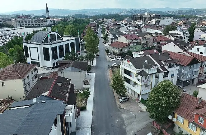 Kartepe'de yollar yenilendi, ulaşım rahatladı