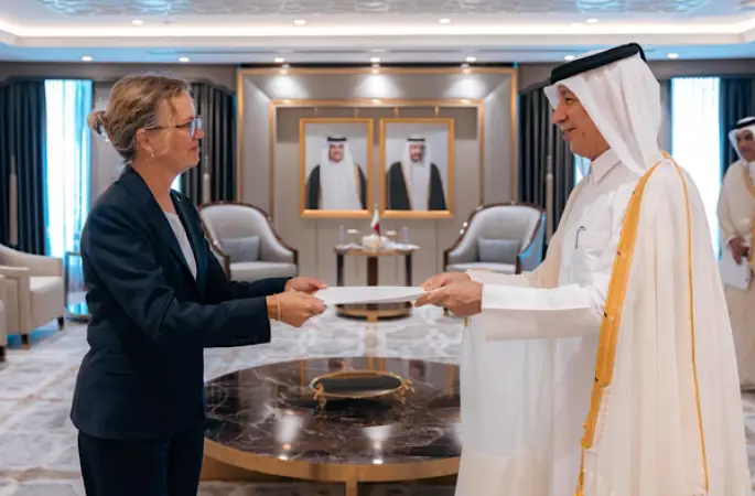 Katar Dışişleri Bakanı, İsveç'in Doha Büyükelçisi'nin güven mektubunu kabul etti