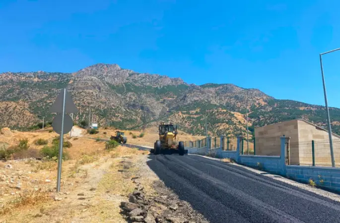 Kavaklı-Ziyaret köy yolunda asfalt onarımı tamamlandı