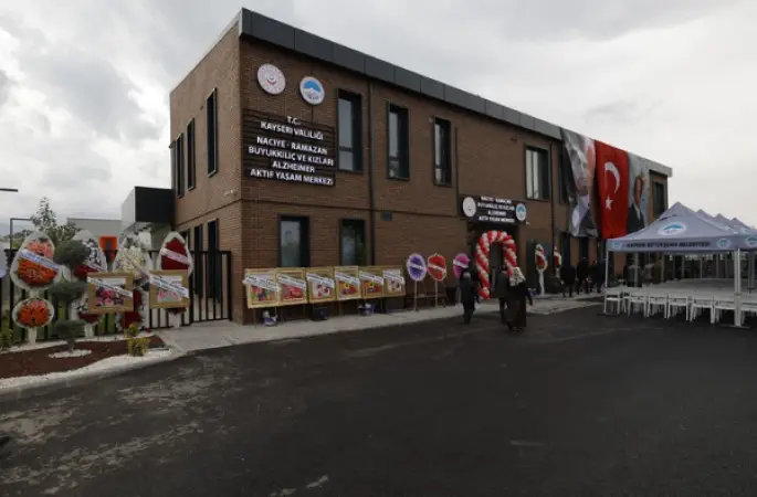 Kayseri’de Alzheimer Aktif Yaşam Merkezi açıldı