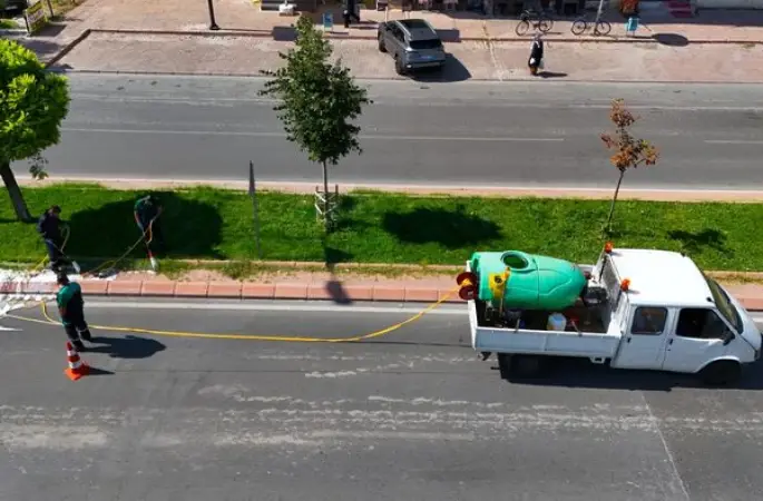 Kayseri’de yeşil alanlarda hastalık ve zararlılara karşı etkin mücadele
