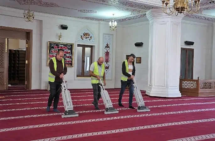 Keçiören'de ibadethaneler pırıl pırıl