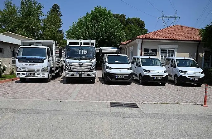 Kemer Belediyesi araç filosunu güçlendirmeye devam ediyor 