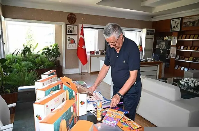 Kemer'de 6 bin 500 öğrenciye ücretsiz kırtasiye desteği