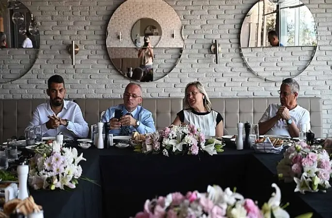 Kemer'de Tenis Akademisi kuruluyor