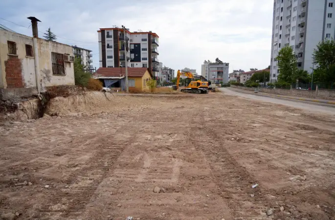 Kepez’de Gazi Mahallesi’nin ulaşım ve yaşam alanları yenileniyor