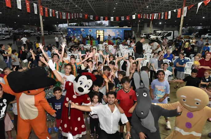  Kepez'de "Söz Vatandaşta" buluşmasında çocuklara özel etkinlikler düzenlendi