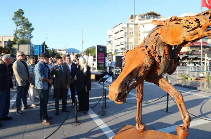 Kıymetli hurdalar Marmaris'te sanat eserlerine dönüştü