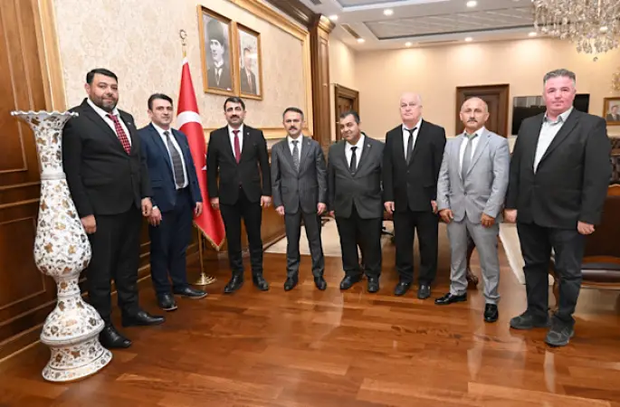 Kocaeli Servis Araçları İşletmecileri Esnaf Odası yönetiminden Aktaş’a ziyaret
