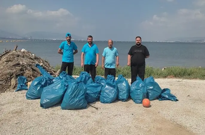 Kocaeli'nin kıyı şeritleri 10 ton atıktan arındırıldı