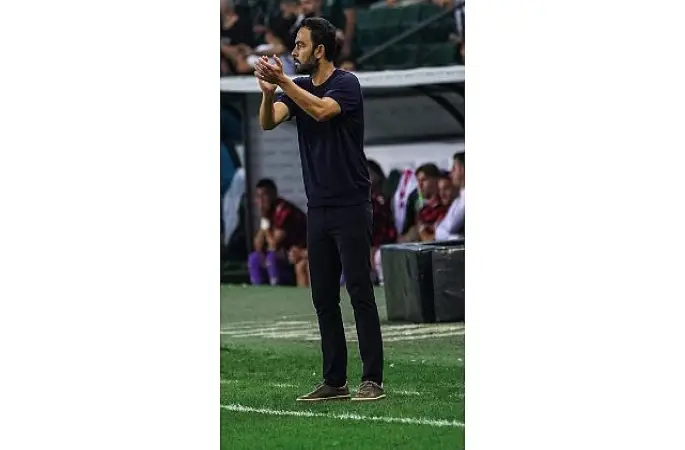 Kocaelispor sevgisi kitap sayfalarına taşındı   
