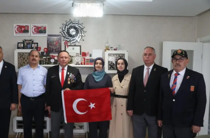 Konya Büyükşehir Belediyesi gazileri evlerinde ziyaret etti