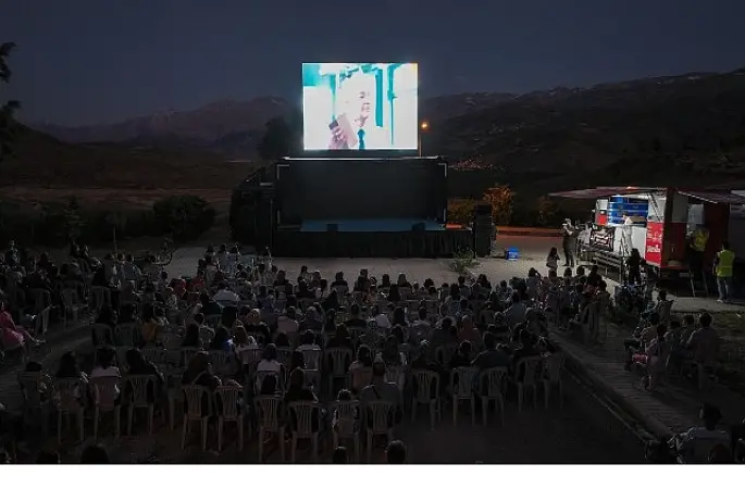 Konya Büyükşehir'in “Sinema Günleri" Merkez Dışındaki İlçelerde Yaz Akşamlarına Renk Katıyor