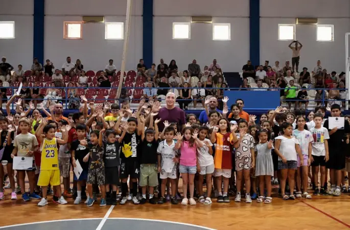 Konyaaltı’nda yaz spor kurslarına 1.225 kişi katıldı