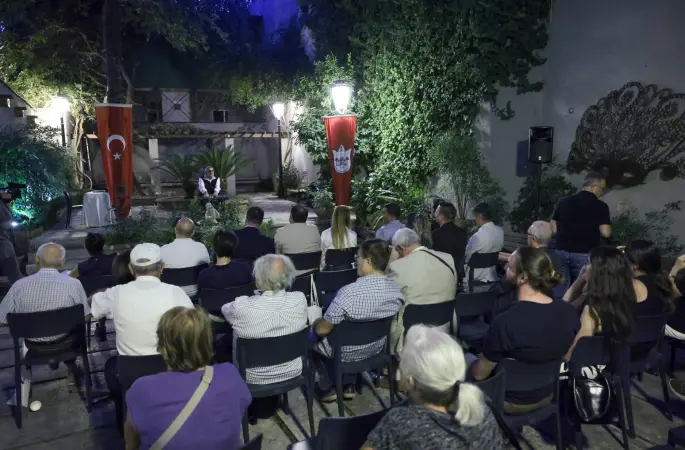 Kültürel Miras Söyleşileri’nde İzmir’in sembol lezzetleri ve Kemeraltı ele alındı