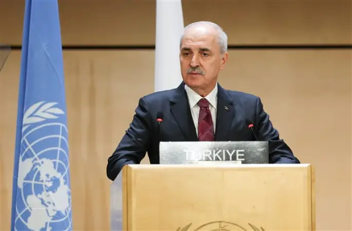 Kurtulmuş: Atatürk başta olmak üzere tüm kahramanlarımızı saygıyla anıyorum