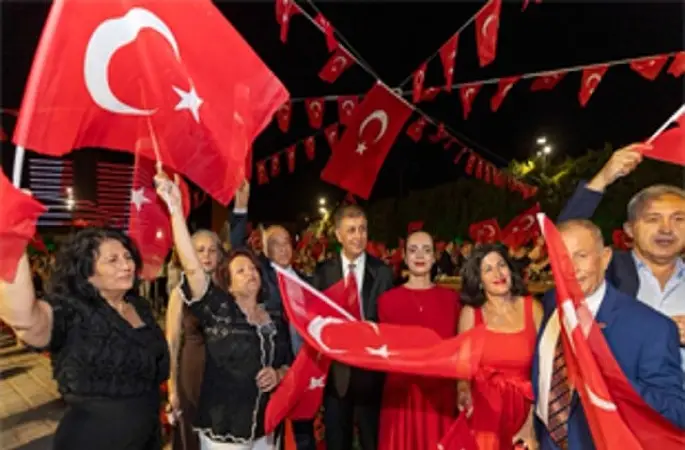 Kurtuluşun 104'üncü yıl coşkusu 9 Eylül Resepsiyonu ile başladı