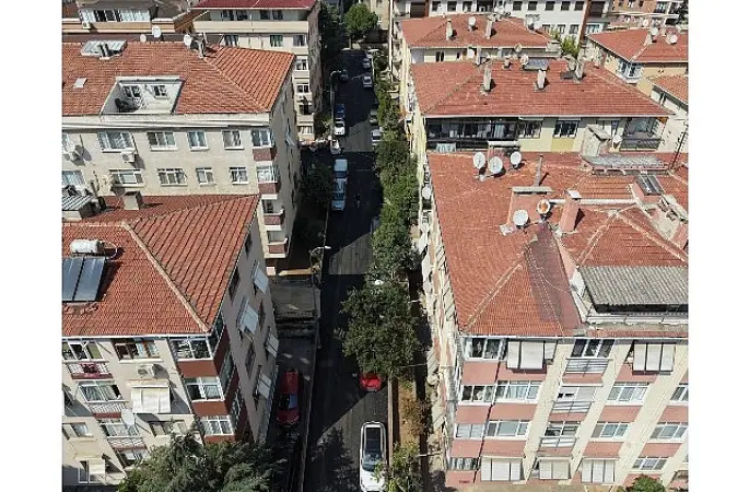 Maltepe Belediyesi Küçükyalı'da Asfalt Çalışmalarına Devam Ediyor