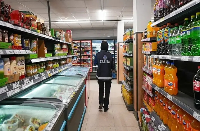Maltepe Belediyesi'nden Cevizli'de market denetimi