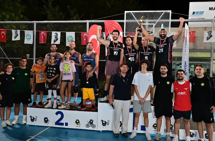 Manisa’da 3x3 Sokak Basketbol Turnuvası’nda 46 takım mücadele etti