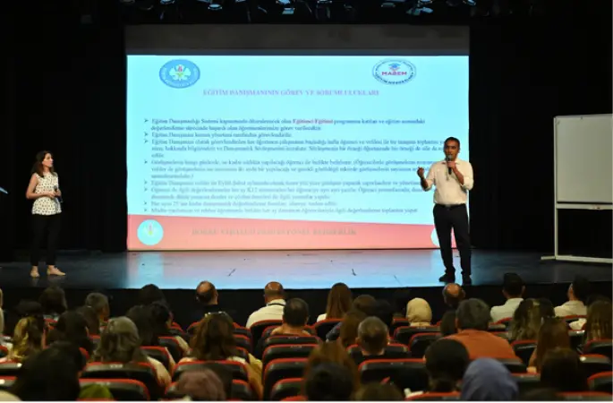 Manisa’da eğitimde yeni dönem hazırlığı: MABEM öğretmenleri bir araya geldi