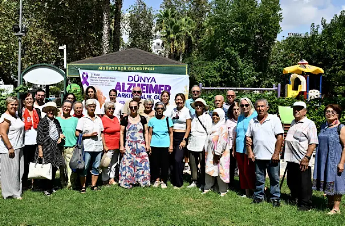 Muratpaşa’da Alzheimer farkındalığı için etkinlik düzenlendi