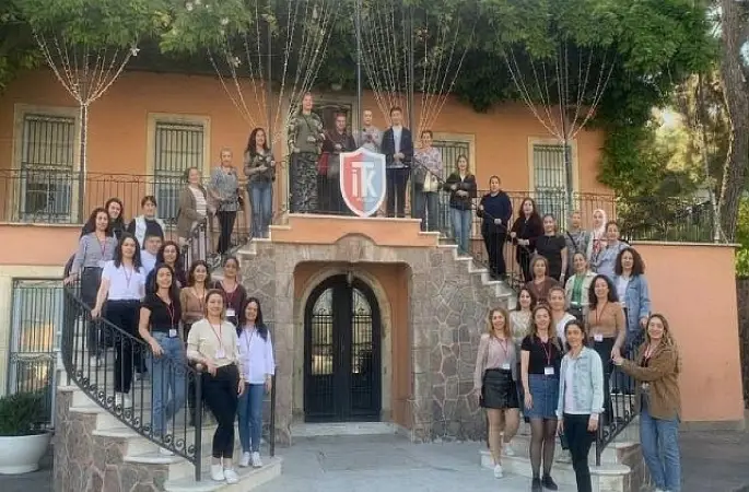 Narlıdere Belediyesi'nden Özel Çocuklara ve Kadınlara Kültür Turu