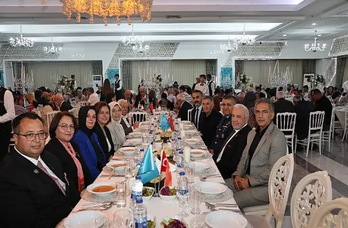 Nilüfer Belediyesi'nden şehit aileleri ve gaziler onuruna yemek  