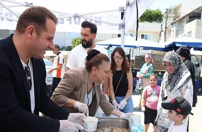 Nilüfer'de aşure dağıtımları Minareliçavuş ile başladı