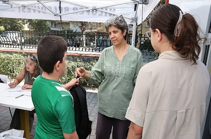 Nilüferli miniklere kırtasiye desteği