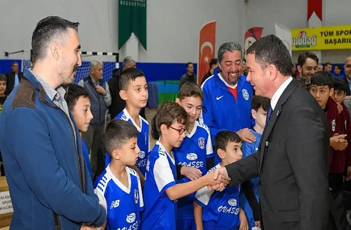 Osmangazi Belediyesi'nden Amatör Spor Kulüplerine Büyük Destek