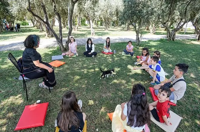 Osmangazi'de Çocuklar Kitapların İzinde Buluştu