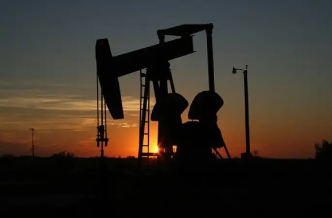 Petrol fiyatlarındaki düşüş Türkiye görünümünü destekliyor