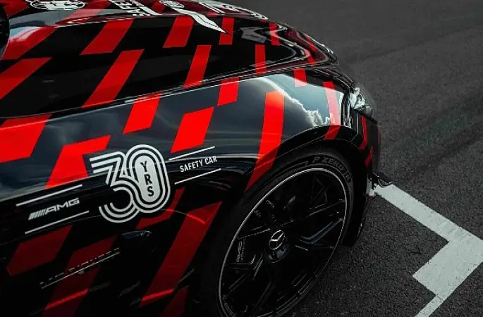 Pirelli'den F1® Güvenlik Aracı'na Özel Yeni Lastik: Mercedes-AMG GT 63 Pro 4MATIC+ İçin P Zero R
