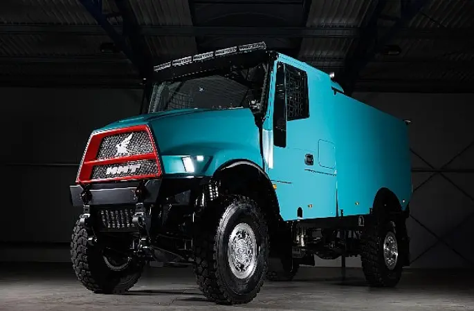 Prometeon lastikleri, Dakar şampiyonu Martin Macík'in yeni ralli kamyonu MMT EVO5'e güç veriyor