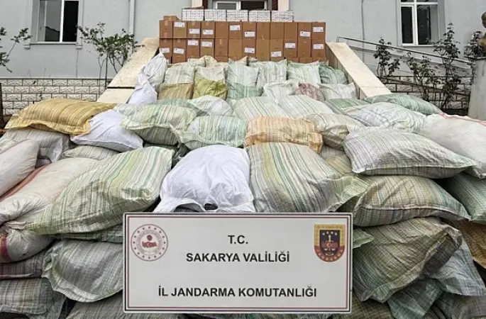 Sakarya’da 3 milyon TL değerinde kaçak tütün ve makaron ele geçirildi