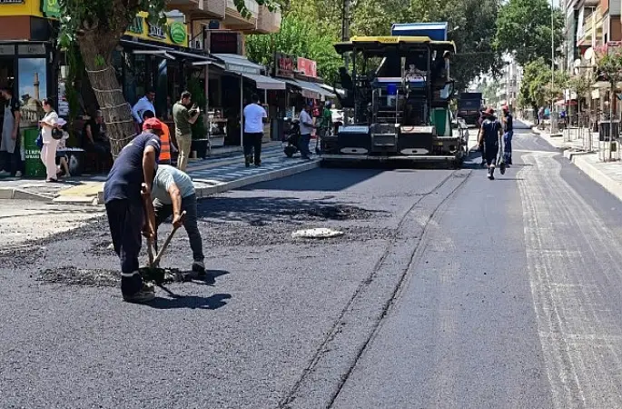 Salihli'nin Şüheda Caddesi Baştan Aşağı Yenileniyor